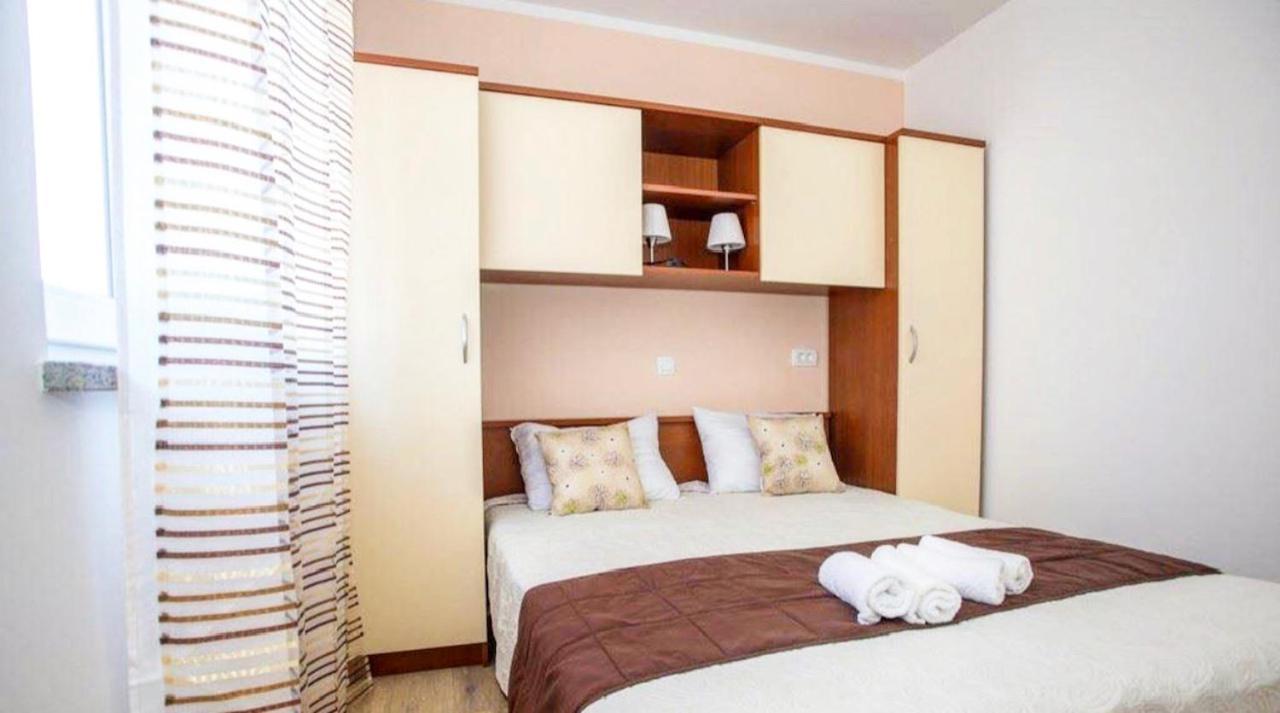 Royal Apartment Πούλα Εξωτερικό φωτογραφία